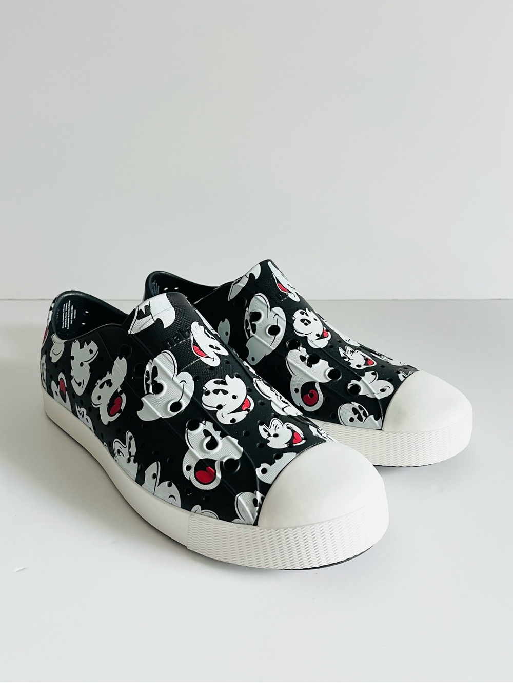 Native Shoes Jefferson Disney Mickey Mouse Sneakers M7 W9 Black